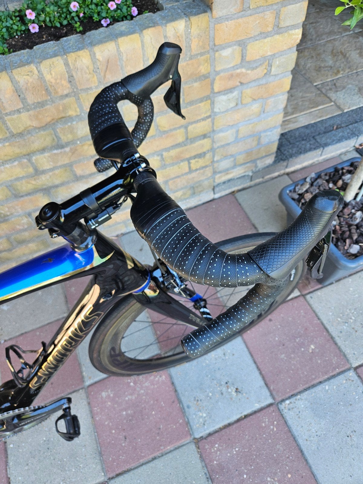 Foto 15 van Specialized S-Works Tarmac - Vincenzo Nibali Shark Edition!!