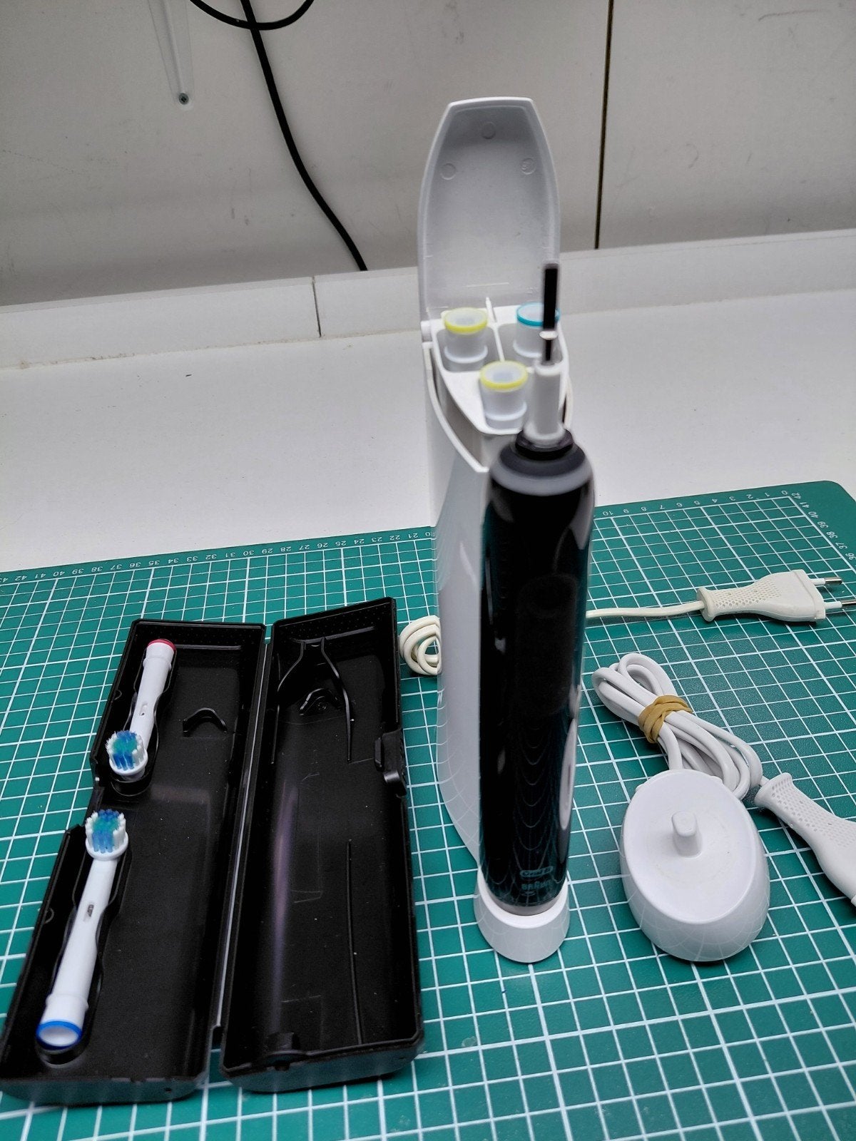 De Oral-B pro tandenborstel Type 3772, Ophalen of Verzenden, Tandenborstel
