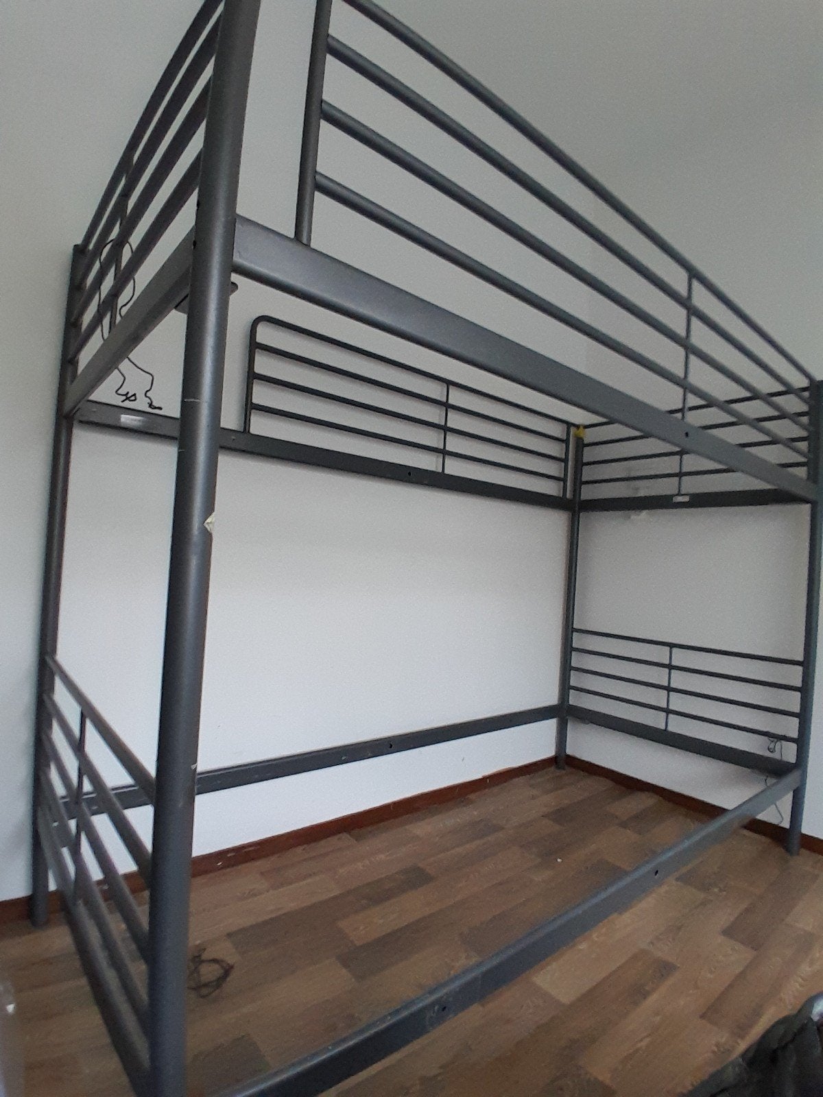 Stevig metalen stapelbed - zonder bedbodem, Ophalen, Gebruikt, Eenpersoons, Stapelbed