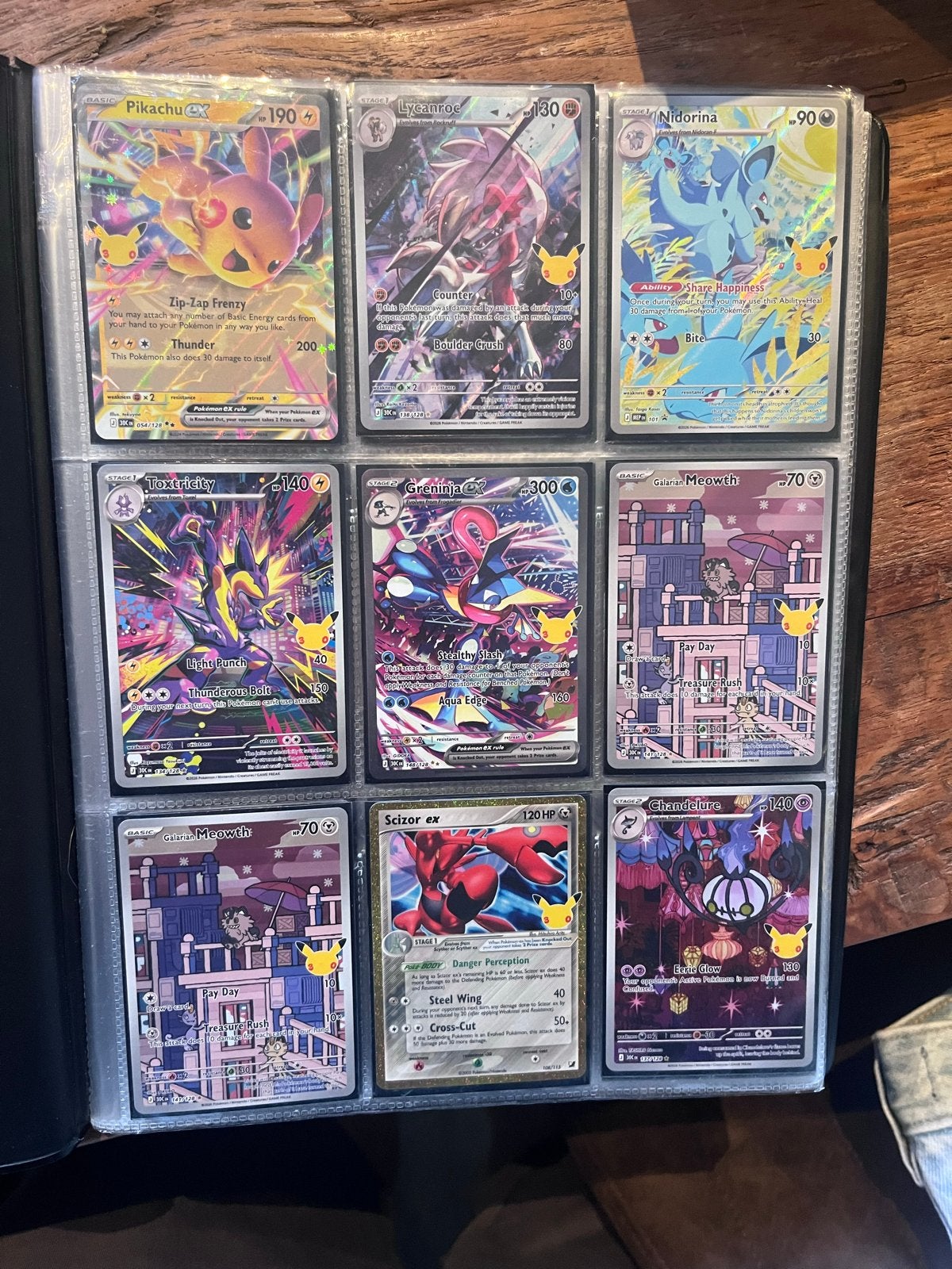 Pokémon 30th Kaarten Collectie inclusief hits, Ophalen of Verzenden, Zo goed als nieuw, Meerdere kaarten, Foil