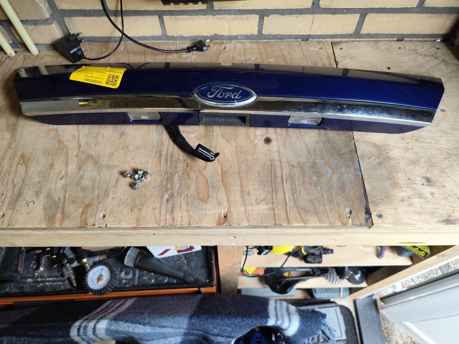 Sierlijst Handgreep Achterklep Ford Fiesta 2D (8A61-13550-A), Ophalen of Verzenden, Gebruikt, Ford