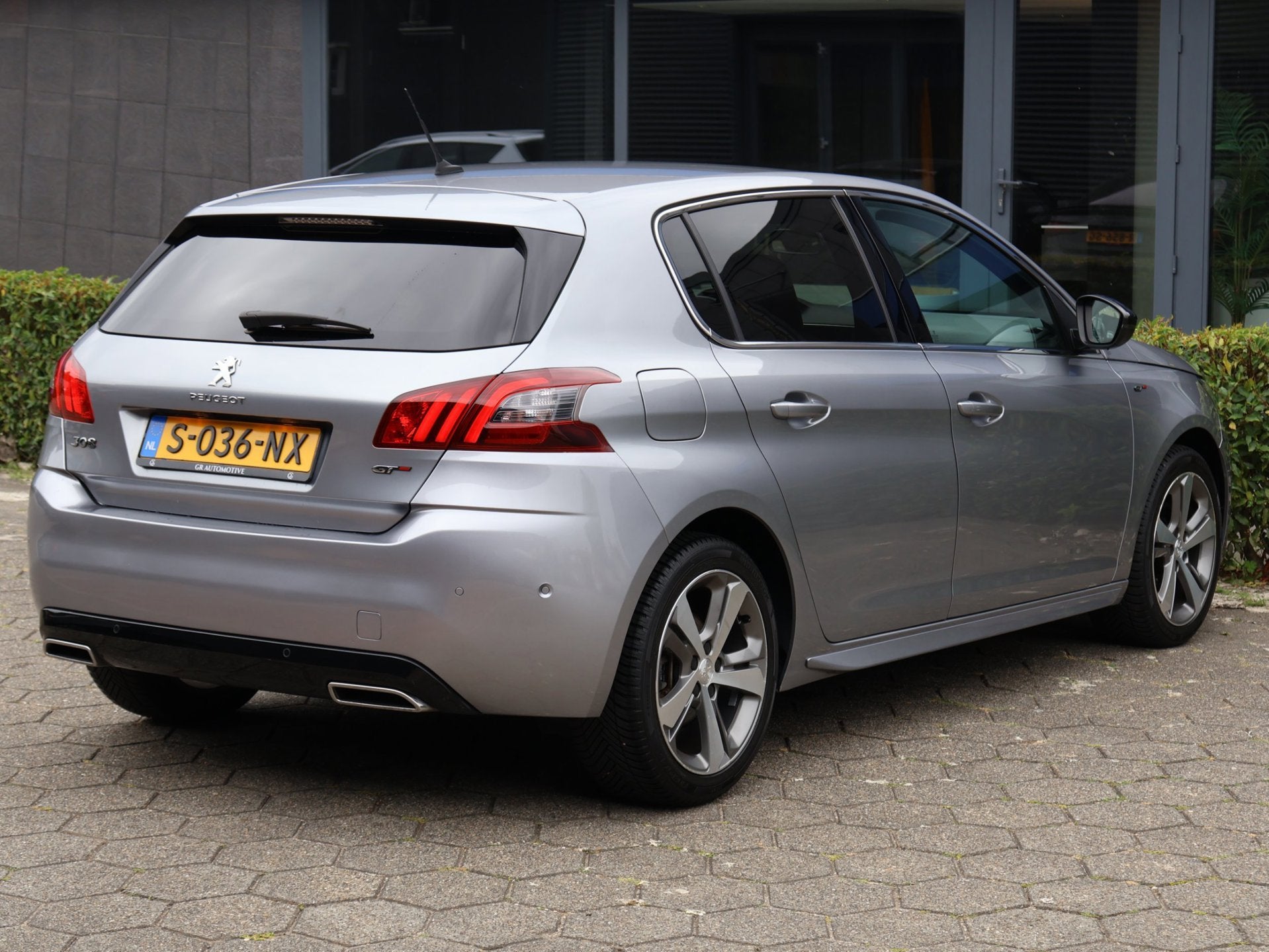 Peugeot 308 1.2 PureTech GT-Line Avantage|Virtual|Autopark|D, Stof, Gebruikt, 1199 cc, 3 cilinders