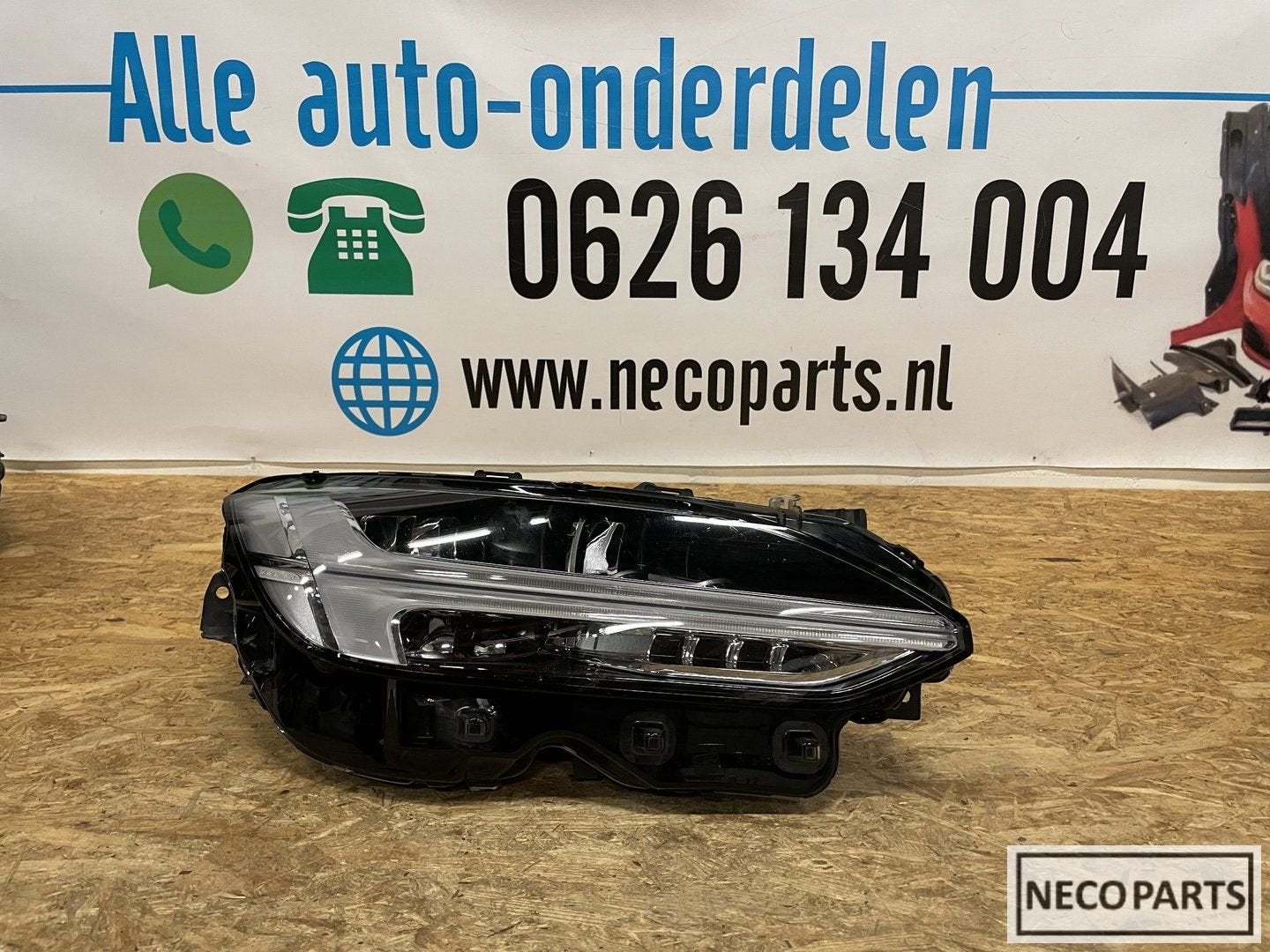 VOLVO V90 S90 VOL LED KOPLAMP RECHTS 32228317 ORIGINEEL, Gebruikt, -, -, Ophalen of Verzenden