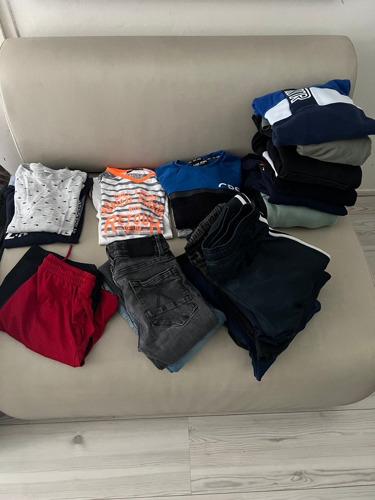 Kleding pakket Jongen Maat 146-152 (25 stuks), Ophalen, Zo goed als nieuw, Jongen, Setje