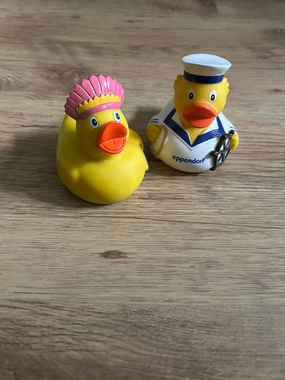 2 badeendjes, Ophalen of Verzenden, Zo goed als nieuw