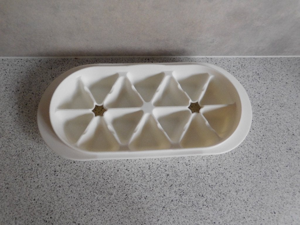 Tupperware IJsklontjesmaker 14 st. Wit, Wit, Overige typen, Ophalen of Verzenden, Zo goed als nieuw