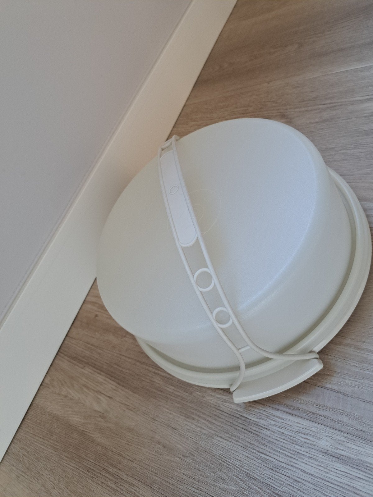 Tupperware taartdoos / taartstolp met handvat, Gebruikt, Met deksel, Bewaardoos, Ophalen of Verzenden