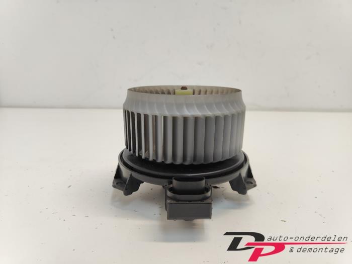 Kachel Ventilatiemotor van een Suzuki Swift, Auto-onderdelen, Gebruikt, -, -, Ophalen of Verzenden