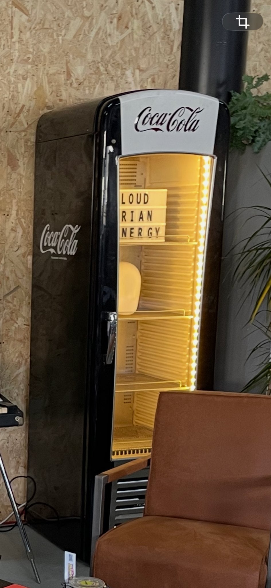 Coca-Cola Koelkast met Verlichting - Uniek Design, Witgoed en Apparatuur, Koelkasten en IJskasten, Ophalen, 150 tot 200 liter