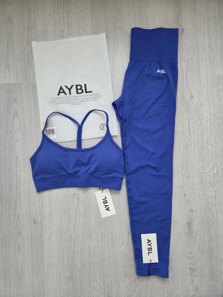 Aybl legging + sport bh maat S Nieuw met prijskaartje, Blauw, Nieuw, Ophalen of Verzenden, Fitness of Aerobics