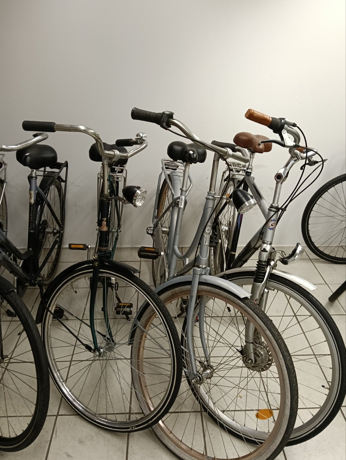 van klein tot groot nieuw en tweedehands fietsen, ., Zo goed als nieuw, ., .
