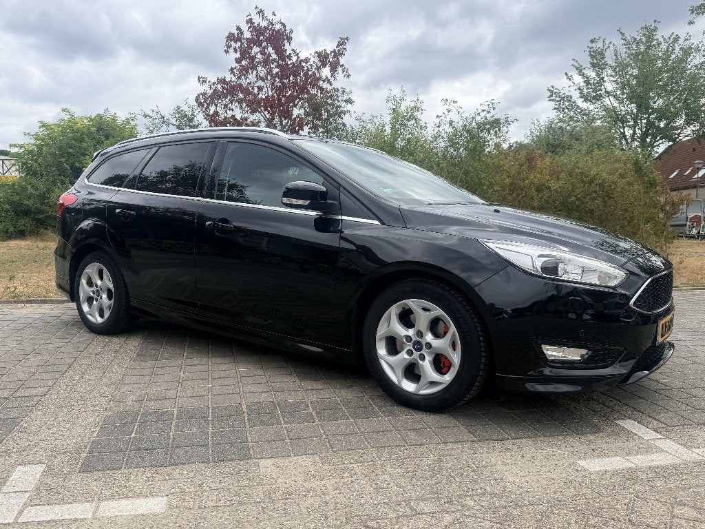 Ford Focus Wagon 1.5 EcoBoost 182pk – Titanium+ST-Line 2016, Auto's, Ford, Stof, 1498 cc, Euro 6, 4 cilinders