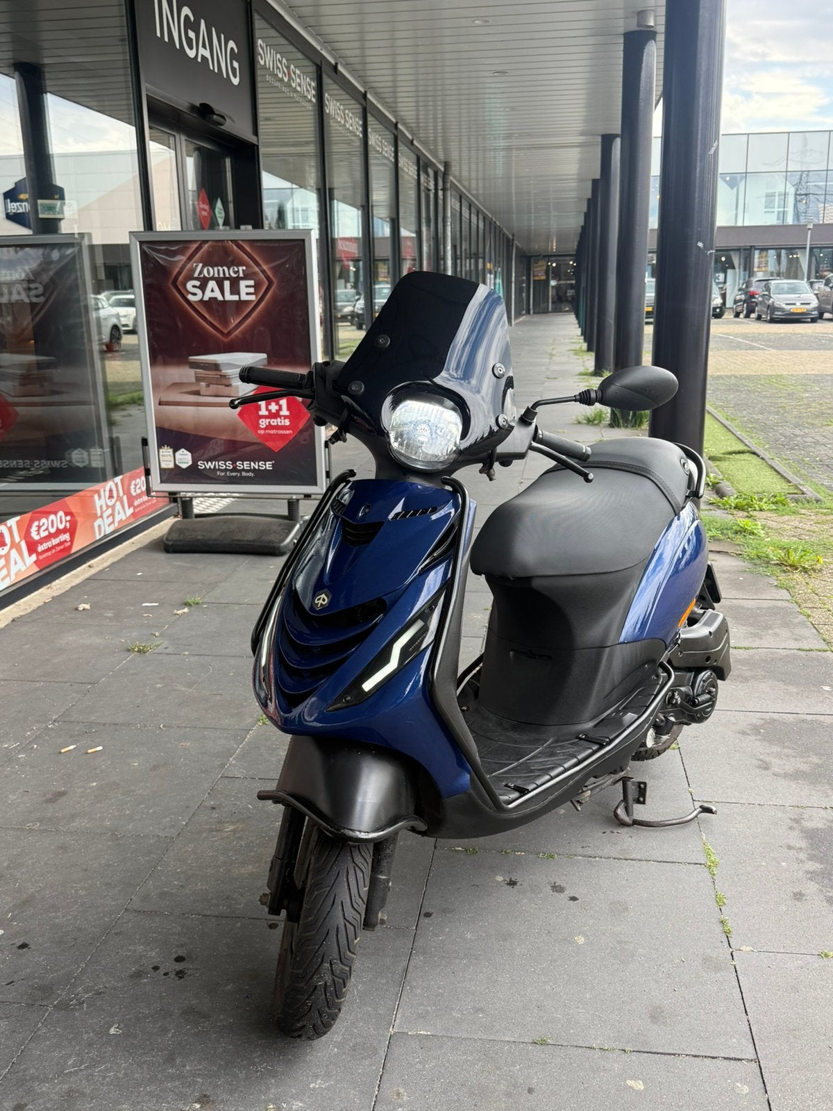 Piaggo zip 4 takt 50cc 2017, Fietsen en Brommers, Scooters | Piaggio, Ophalen, Gebruikt, Maximaal 45 km/u, Zip