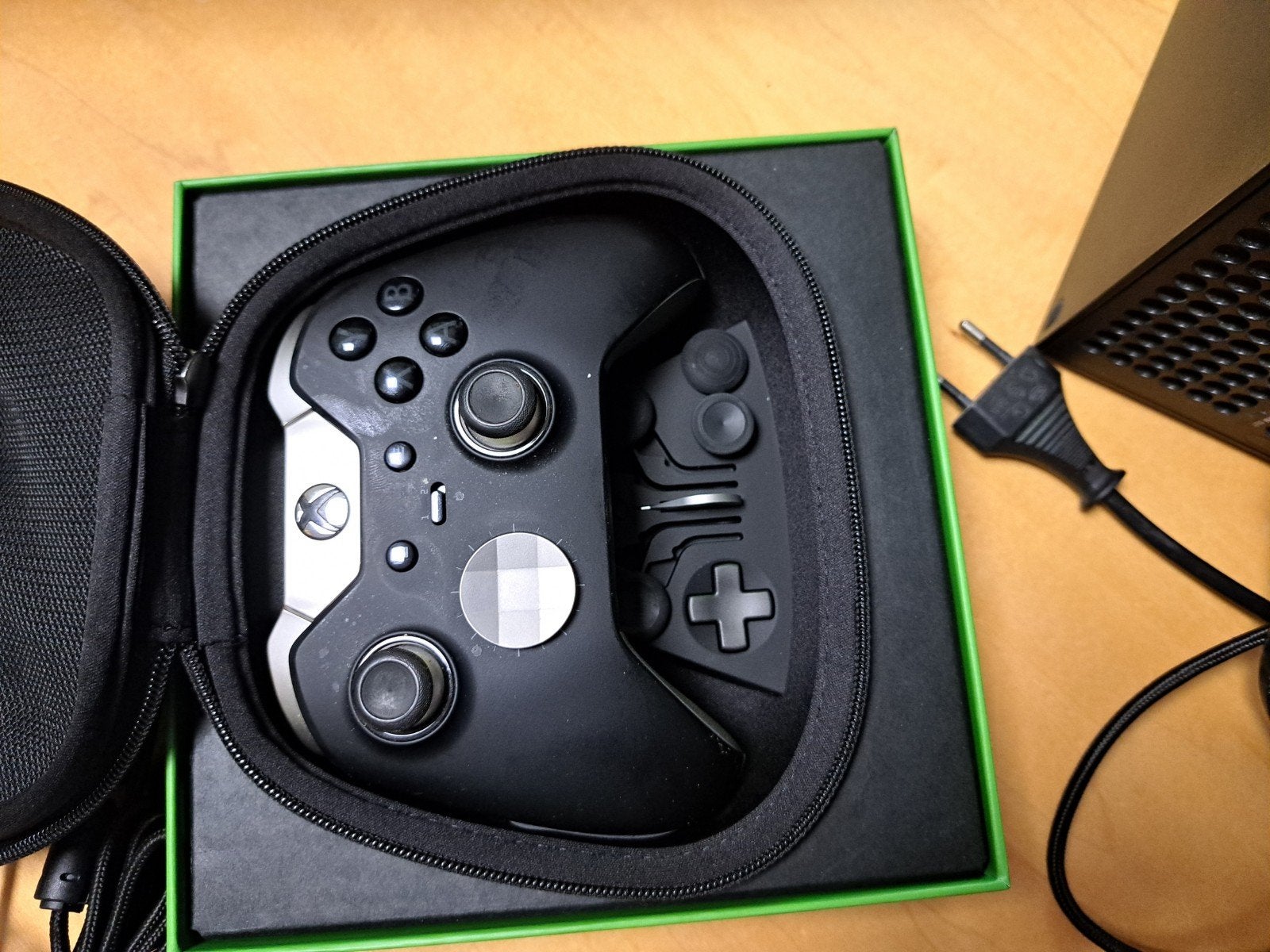 xbox elite controler serie 2 nieuw, Haefland 7, Ophalen of Verzenden, Controller, Skcp
