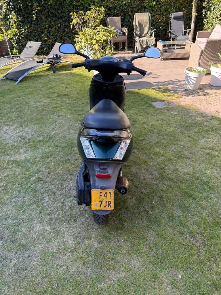 Piaggio Zip Scooter - Groen, Fietsen en Brommers, Scooters | Piaggio, Maximaal 45 km/u, Zip, Ophalen of Verzenden, Zo goed als nieuw
