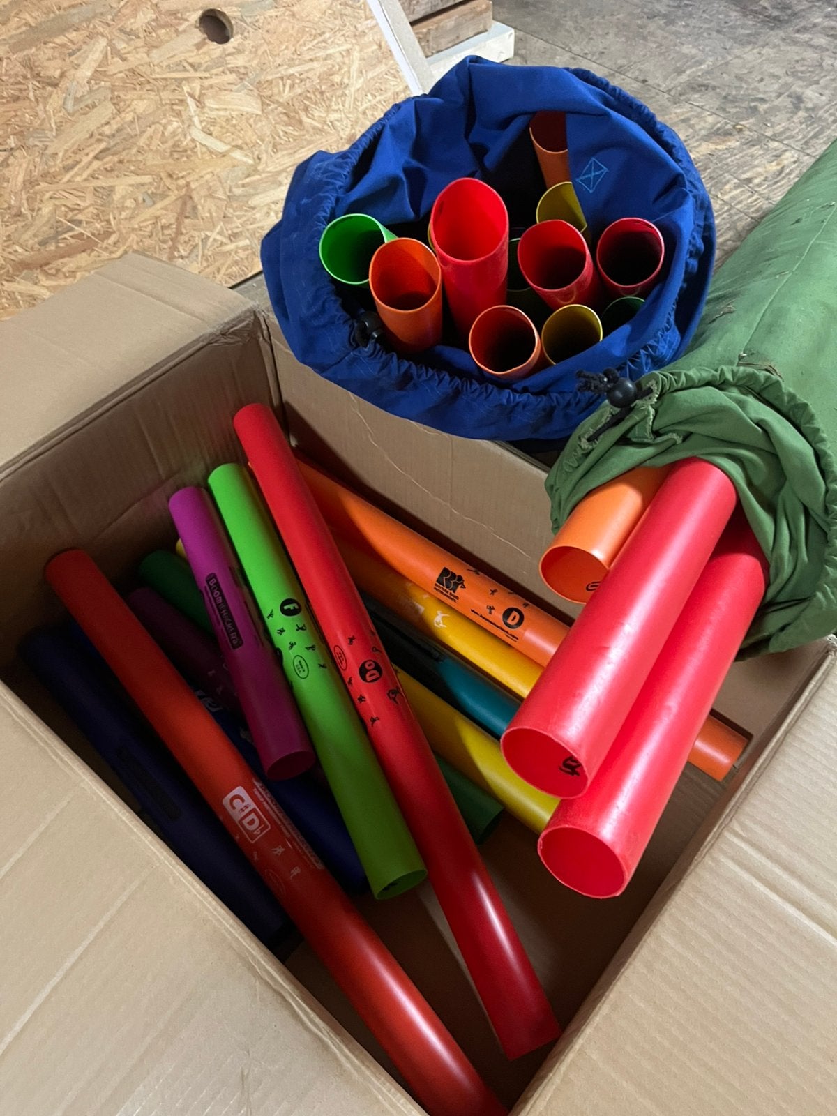 Te koop een zeer uitgebreide set boomwackers, Muziek en Instrumenten, Percussie, Ophalen, Zo goed als nieuw, Melodische percussie
