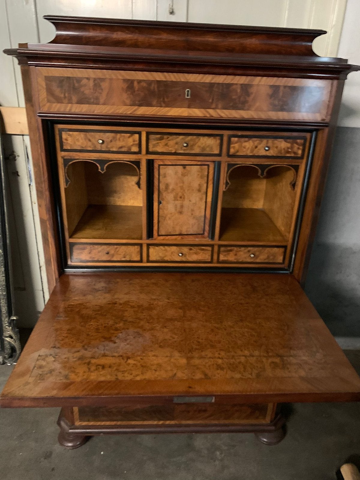 Antieke Biedermeier secretaire (klepbureau), Ophalen, Zo goed als nieuw