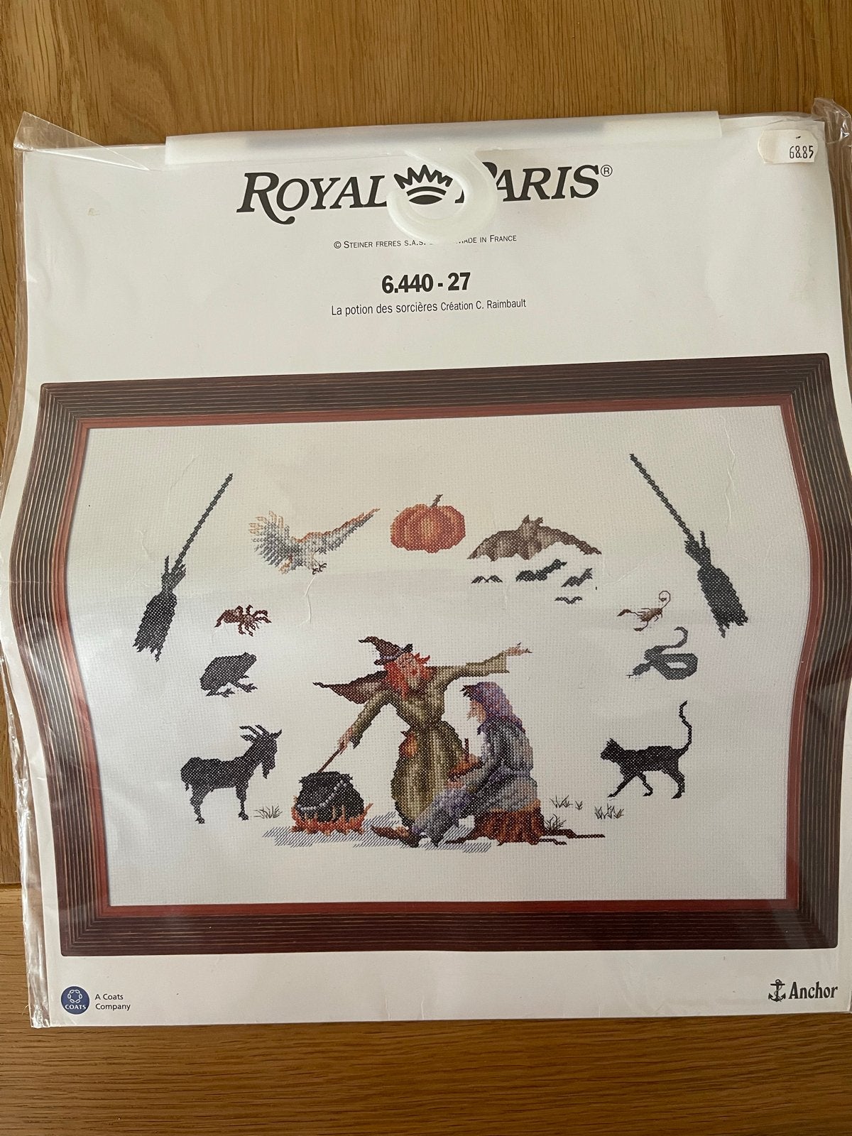 Royal Paris Borduurpakket Nieuw - Heksjes, Ophalen of Verzenden, Nieuw, Handborduren, Borduurpakket