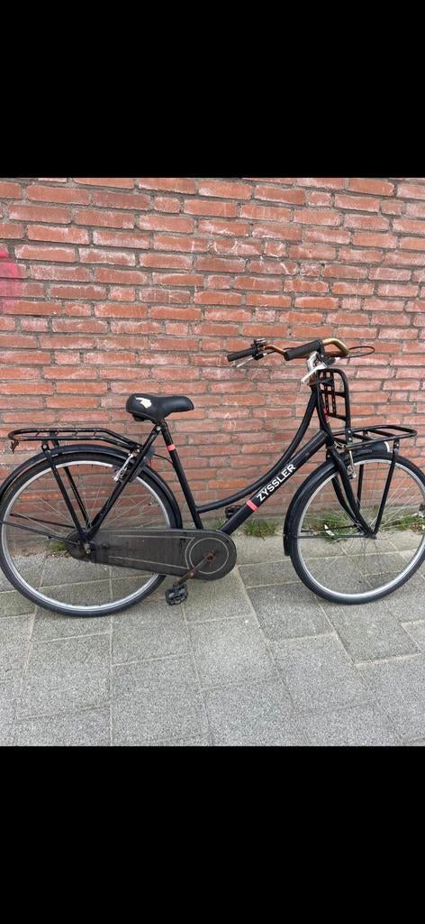 Zwarte Zyssler, Ophalen