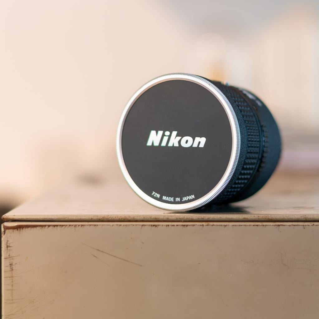 Nikon AF Nikkor 28mm f/1.4D, Ophalen of Verzenden, Zo goed als nieuw, Groothoeklens