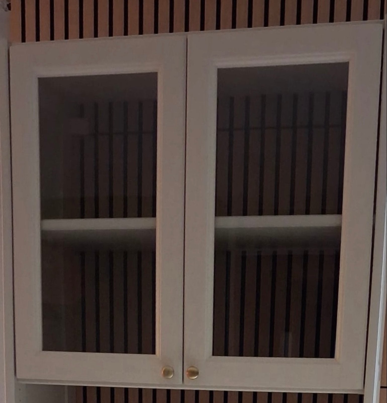 IKEA GULDDRAGARE vitrinedeuren beige/helder glas (2 stuks), Ophalen, Zo goed als nieuw