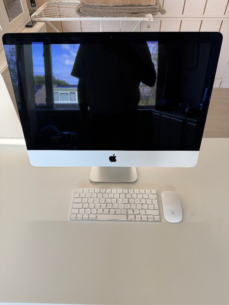 iMac 4K 21,5 Inch 2019, Ophalen, IMac, Zo goed als nieuw, 21,5 inch