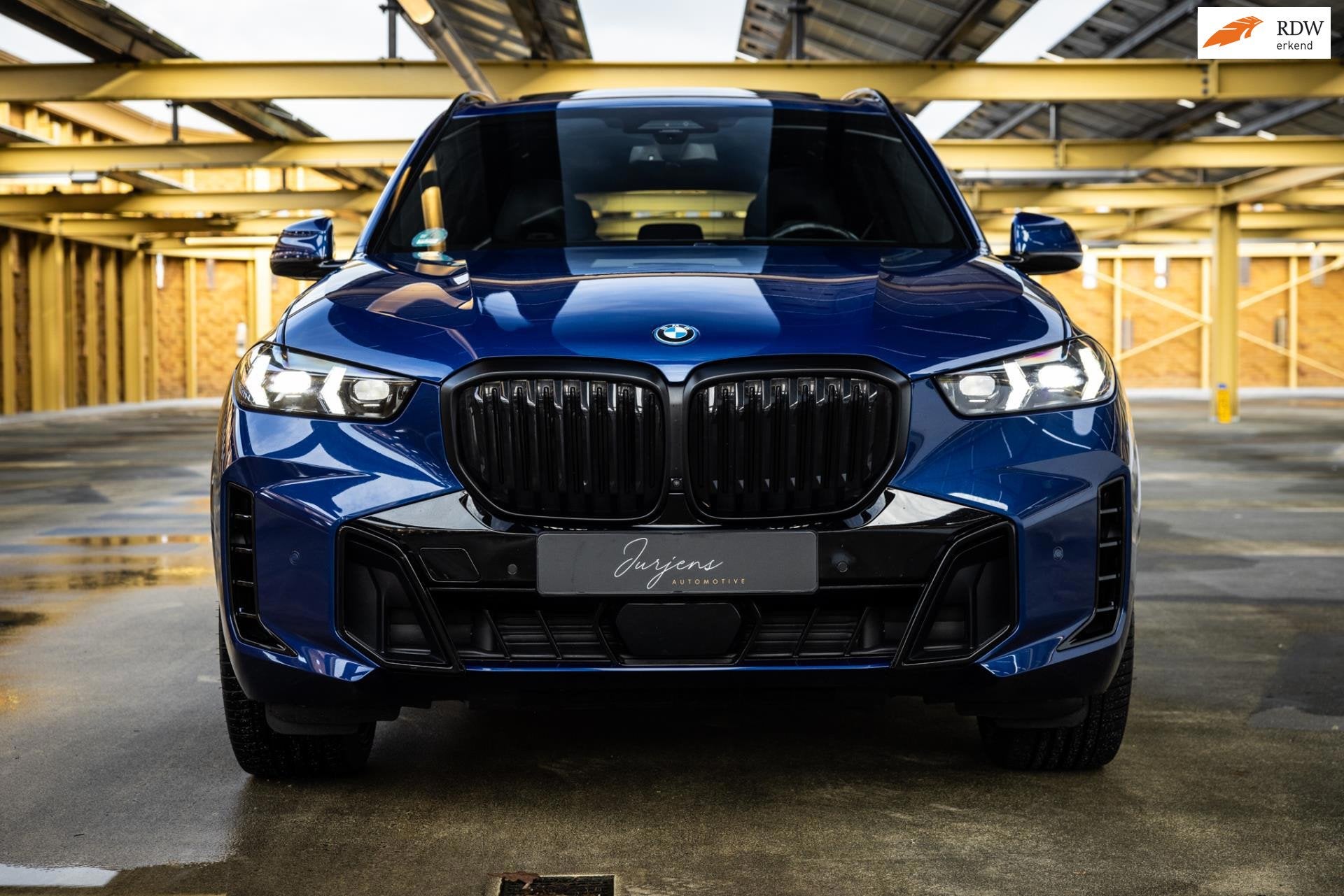 BMW X5 XDrive 50e M-Sport | Individual | M Massage Zetels |, Gebruikt, 2395 kg, Blauw, Bedrijf