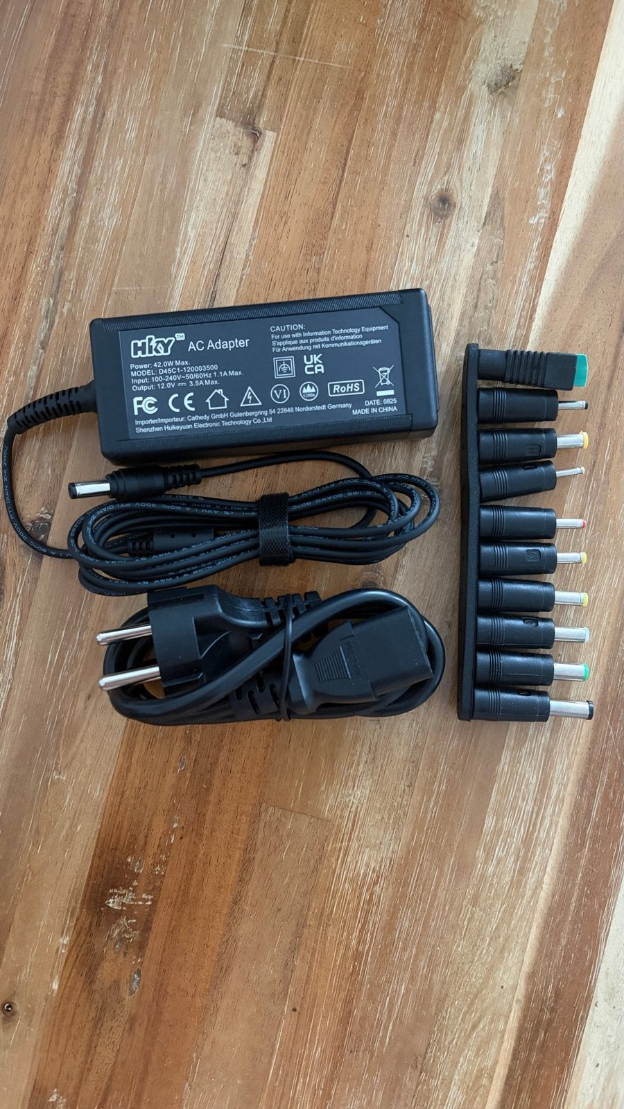 Nieuwe Universele Voeding met 10 Adapters, Ophalen of Verzenden, Nieuw