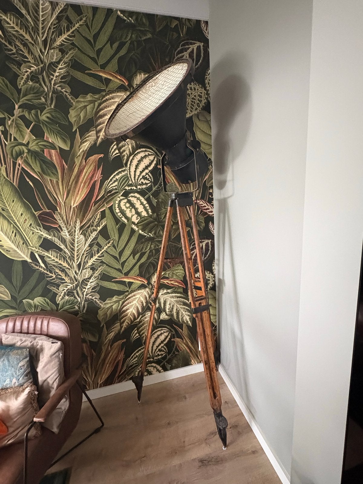 Vintage industriële vloerlamp op statief, Antiek en Kunst, Ophalen of Verzenden