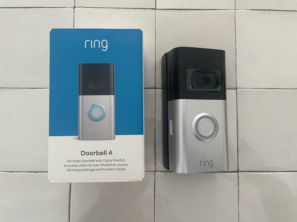 Ring Doorbell 4 - Slimme Video Deurbel, Ophalen of Verzenden, Ingebouwde camera, Zo goed als nieuw, Draadloos