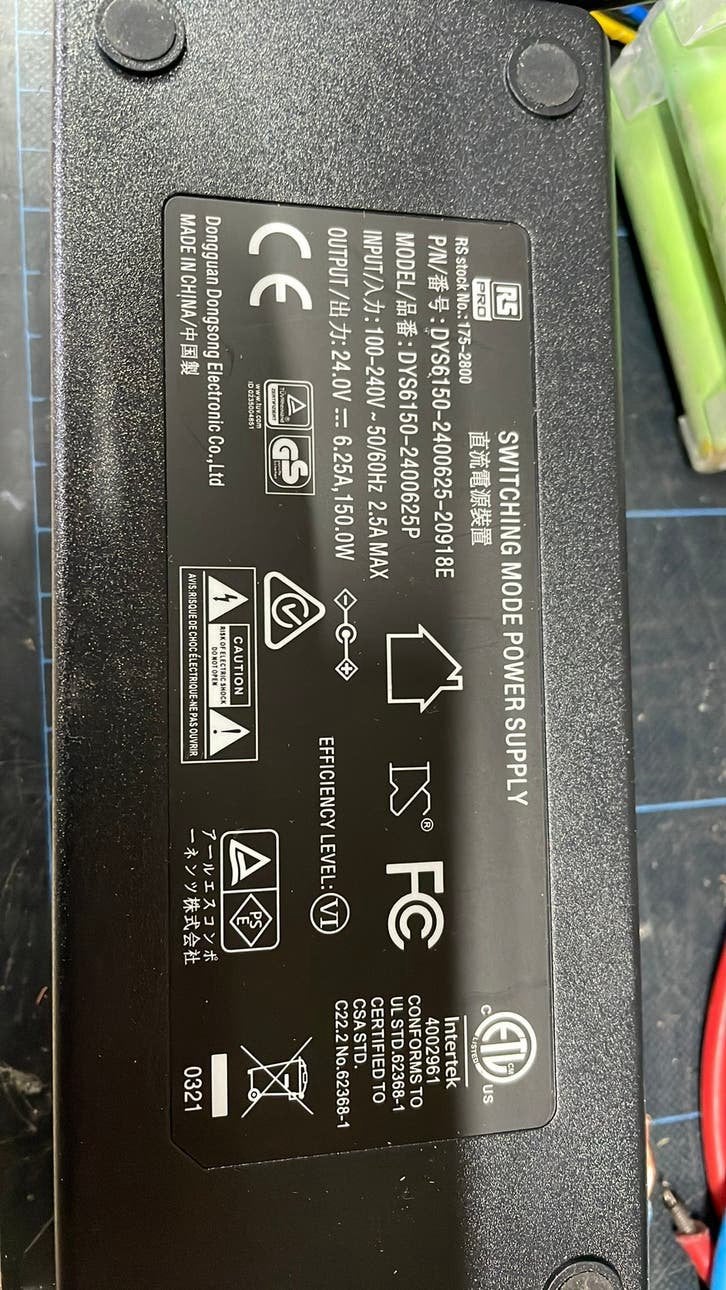 Voedings adaptor met backup batterij, Ophalen of Verzenden, Zo goed als nieuw