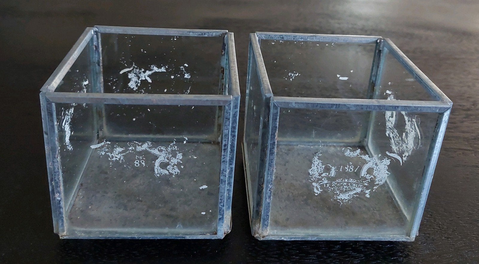 Gratis: Twee glazen waxinelichthouders (8,5cm x 8,5cm), Ophalen of Verzenden, Gebruikt