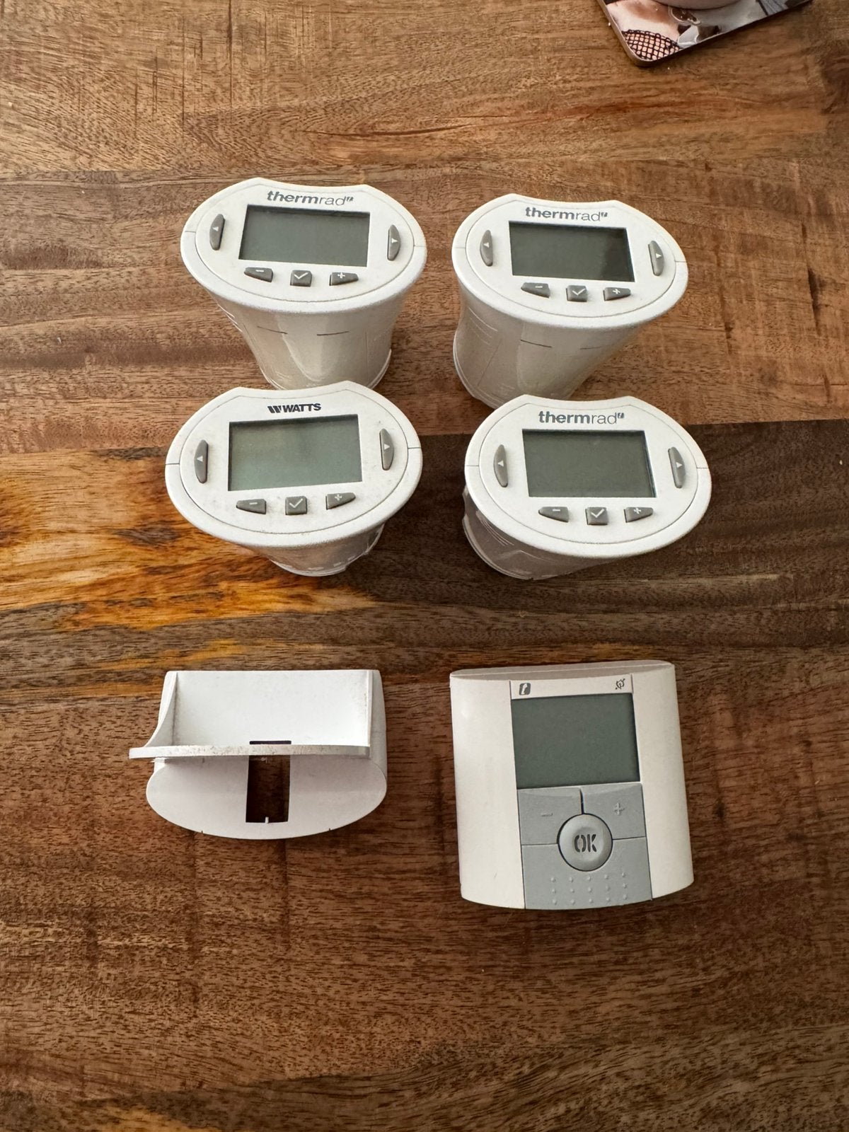 Watts thermrad thermostaat en 4 thermostaatkranen, Watts, Ophalen of Verzenden, Zo goed als nieuw, Watts