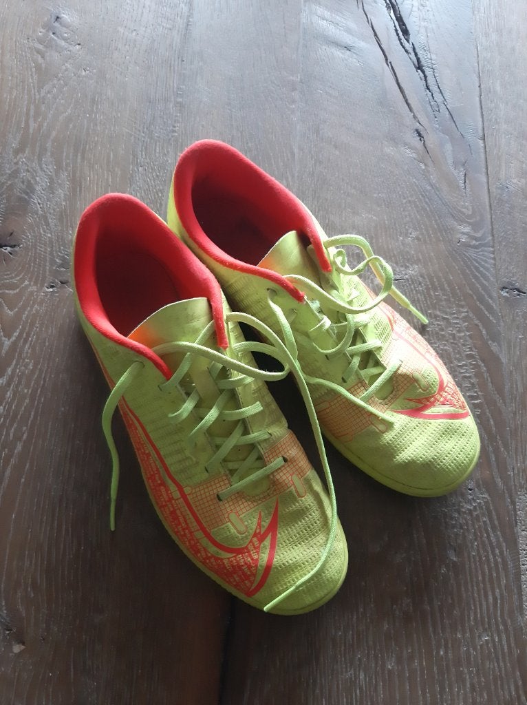 Nike voetbalschoenen. Maat 40., Gebruikt, Maat XS of kleiner, Schoenen, Ophalen of Verzenden