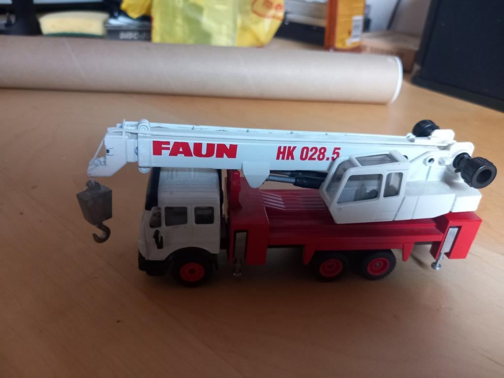 Siku kraanwagen, Hobby en Vrije tijd, Modelauto's | 1:50, Ophalen of Verzenden, Bus of Vrachtwagen, SIKU