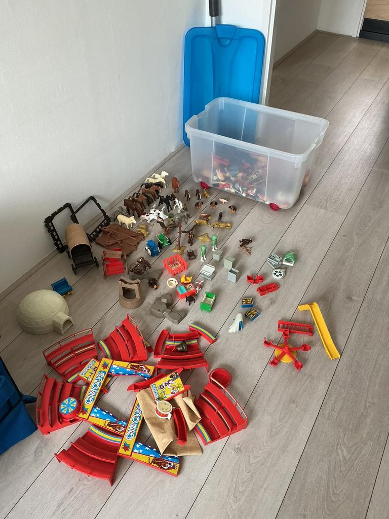 Playmobil inclusief opbergbox, Ophalen