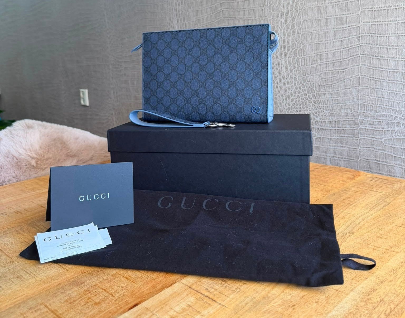 ORIGINELE GUCCI Dusty Blue Trim Medium Pouch, Ophalen of Verzenden, Nieuw, Overige merken