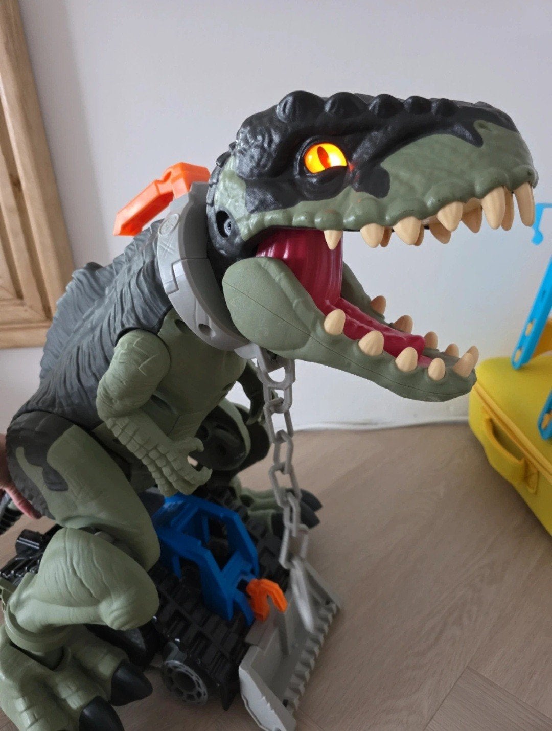 Dino Rivals Destroy 'N Devour Indominus Rex, Kinderen en Baby's, Ophalen of Verzenden, Gebruikt