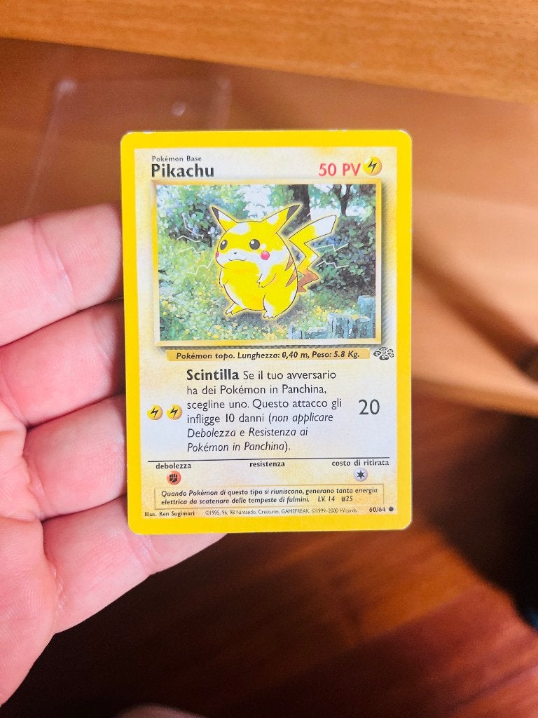 Pikachu 60/64 Jungle Pokemon, Verzenden, Zo goed als nieuw, Losse kaart, Foil