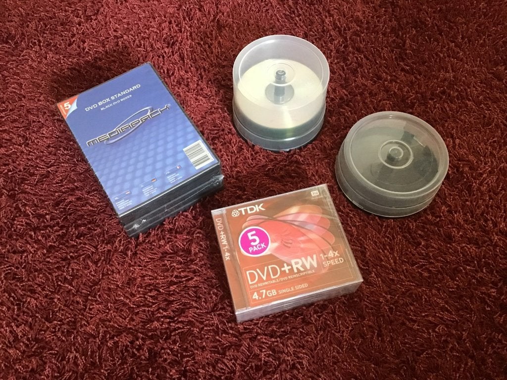 dvd r-w + spindel + lege hoesjes, Computers en Software, Beschrijfbare discs, Philips, Nieuw, Ophalen of Verzenden, Dvd