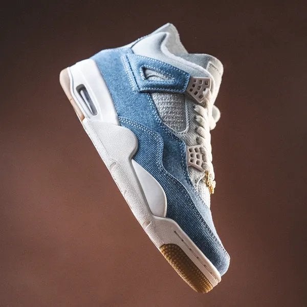 Air Jordan 4 Retro 'Denim', Ophalen of Verzenden, Zo goed als nieuw, Blauw, Sneakers of Gympen