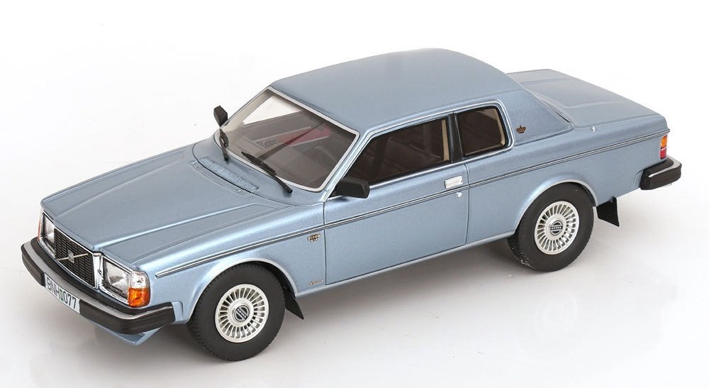 Volvo 262C Bertone Coupe 1981 Blauw Metallic 1-18 Cult Scale, Overige merken, Tschuiten@hotmail.com, Auto, Nieuw