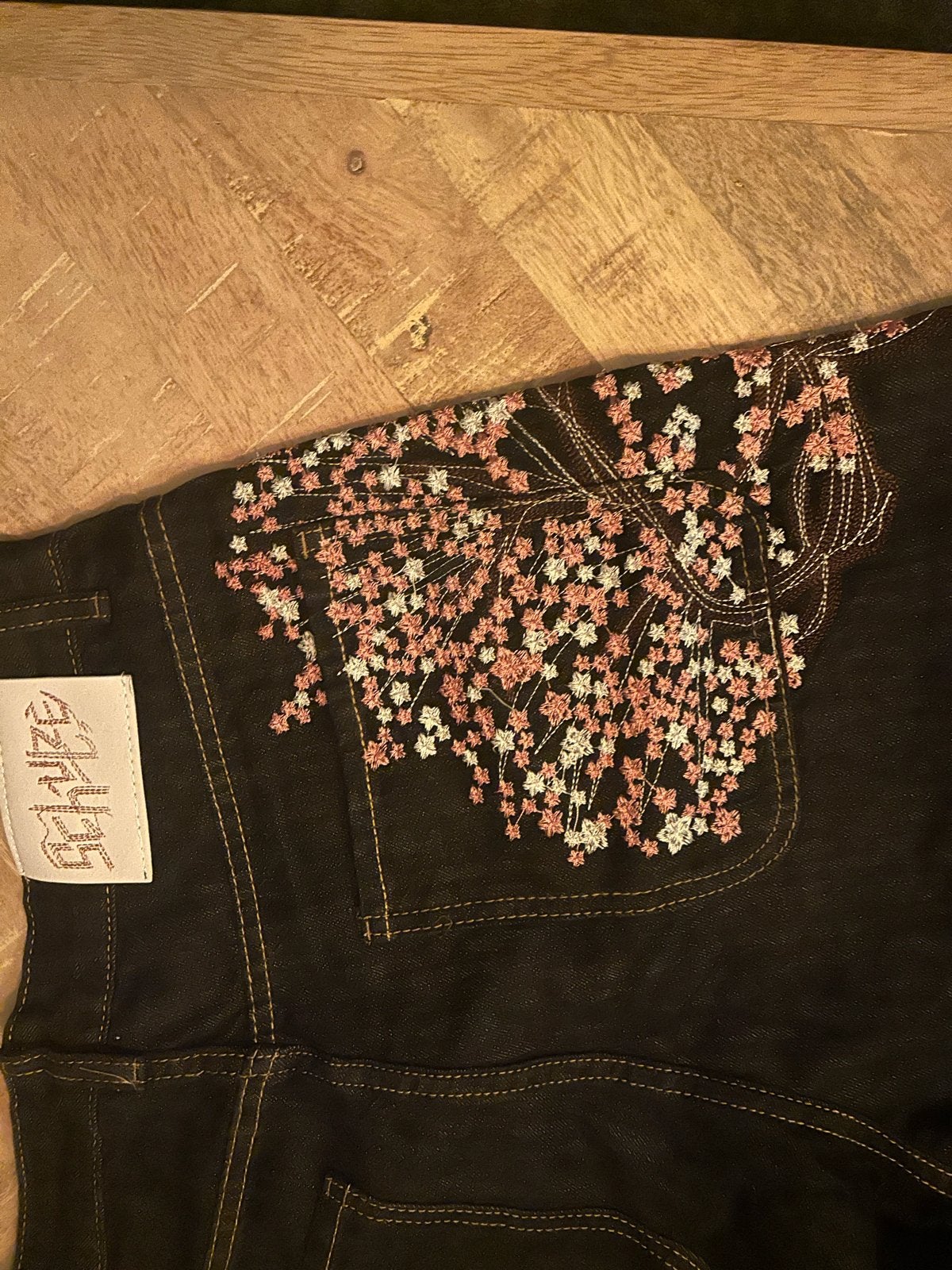 Derschutze spijkerbroek met bloemen borduurwerk, Maat 38/40 (M), Zwart, Nieuw, Ophalen of Verzenden