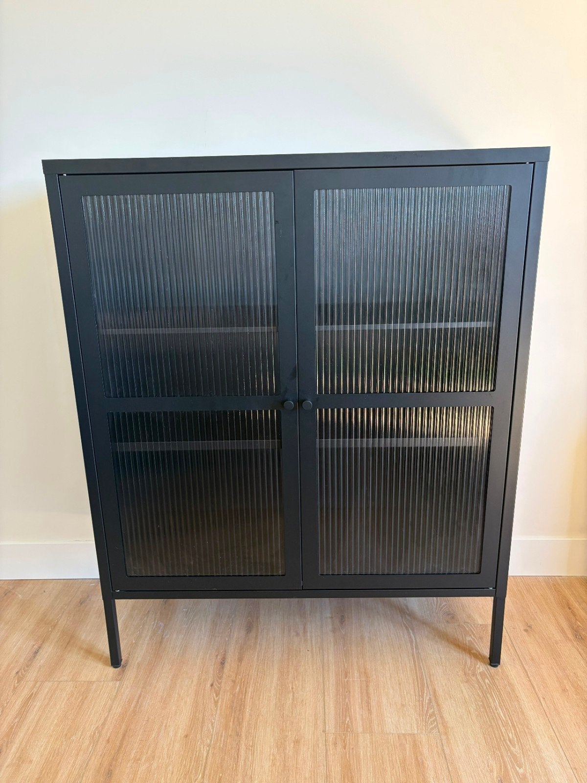 Mooi zwart metalen kastje 90x35x110, Huis en Inrichting, Kasten | Roldeurkasten en Archiefkasten, Ophalen, 50 tot 100 cm, Zo goed als nieuw
