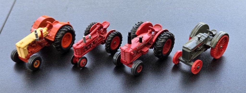 ERTL, Case Farm Machines Set 1:64, Ophalen of Verzenden, Zo goed als nieuw, Tractor of Landbouw, ERTL