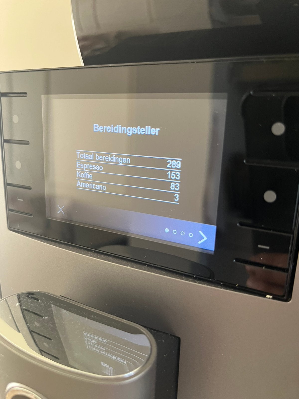 Foto 3 van Jura W8 koffiemachine