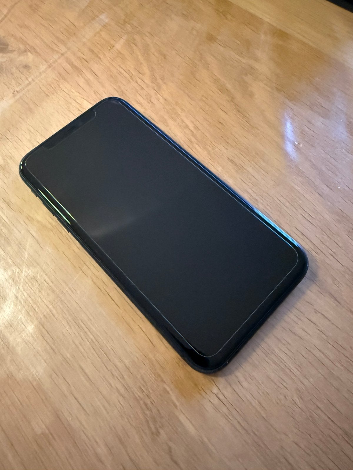 IPHONE 11, Telecommunicatie, Zwart, Zo goed als nieuw, 64 GB, IPhone 11