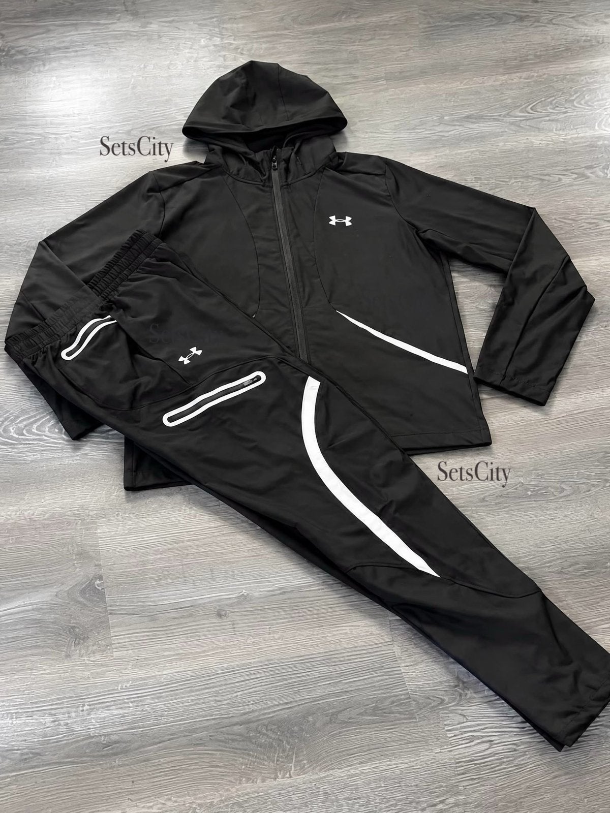 Under Armour trainingspakken | S t/m XL, Kleding | Heren, Ophalen of Verzenden, Nieuw
