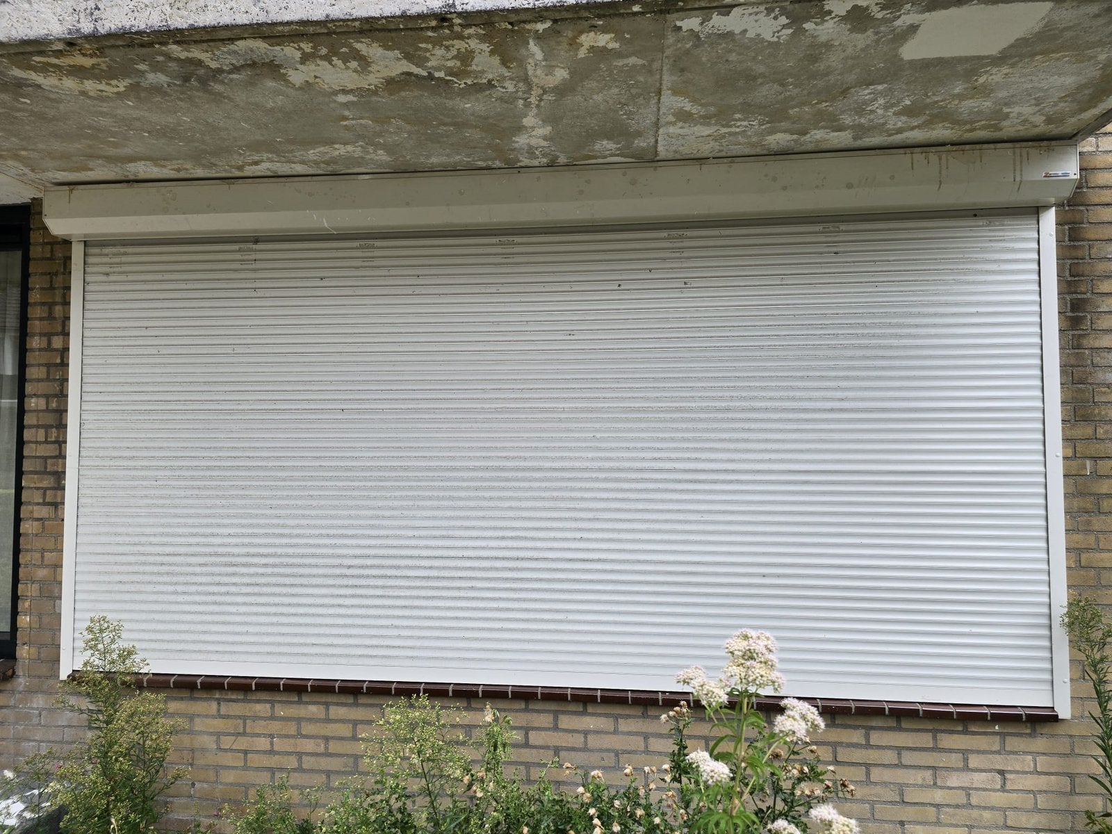 Elektrisch rolluik, Doe-het-zelf en Verbouw, Rolluiken, Ophalen, Gebruikt, Wit, 200 cm of meer