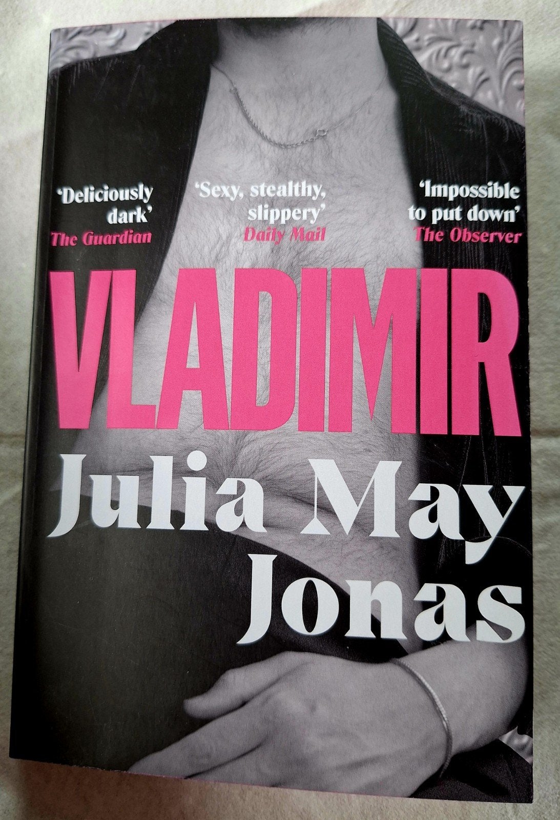 Julia May Jonas - Vladimir, Ophalen of Verzenden